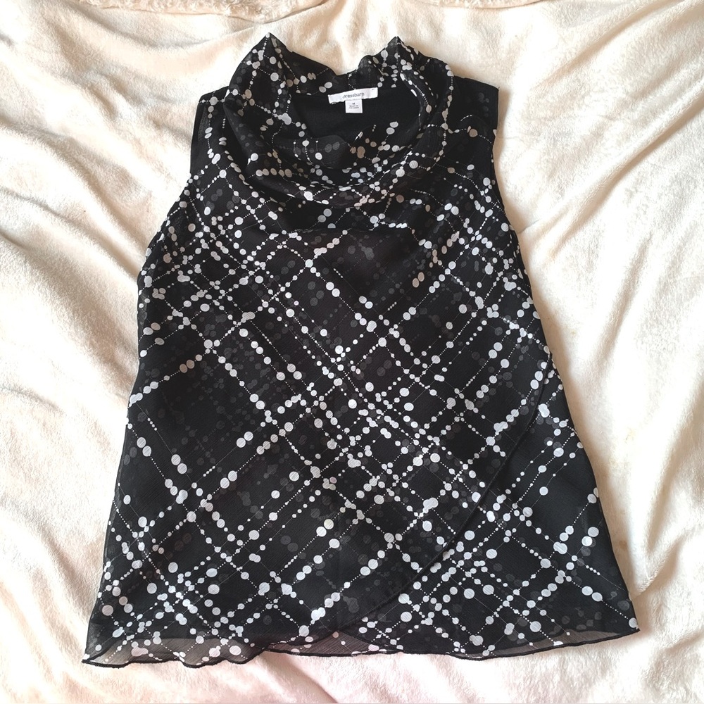 Dressbarn Black and White Graphic Sleeveless Blouse M